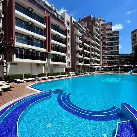 Admiral Plaza Premium * Солнечный берег